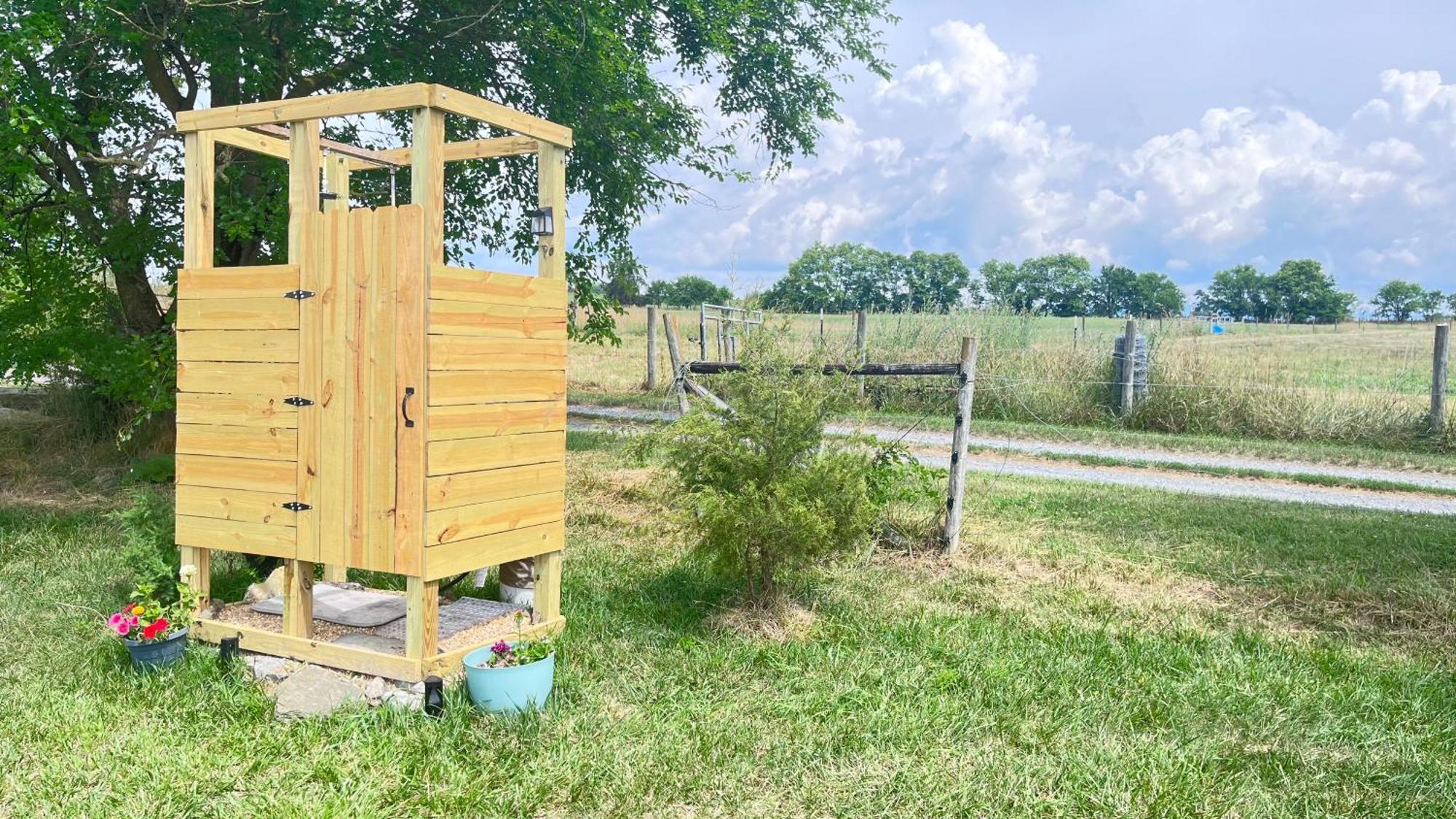 Shenandoah Valley Glamping - Amazing Views - Farm Luxury tent *